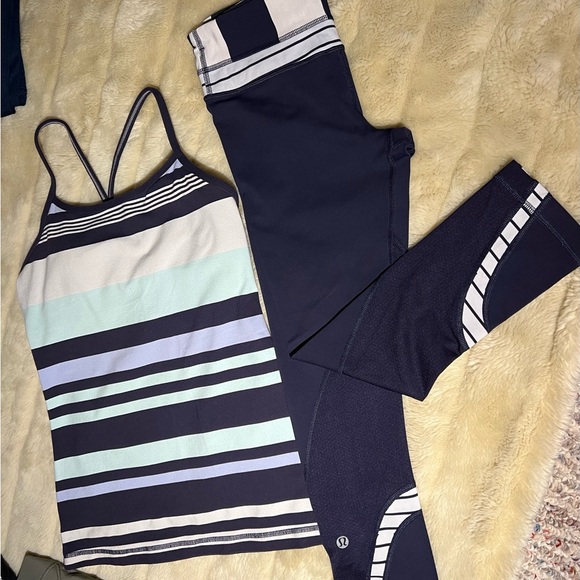 Lululemon Run Inspire Crop 6 navy blue White Striped Legging Capri.S-4:top S-8 - Picture 7 of 8
